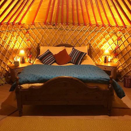 McClure Yurt at Carrigeen Glamping Kilkenny Buitenkant foto